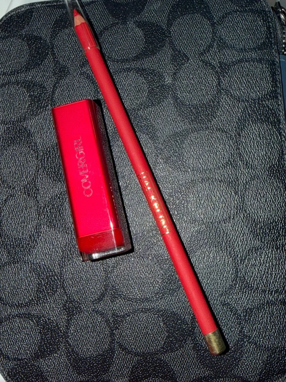 COVERGIRL Red Lipstick with Matching jacklin Lip Liner